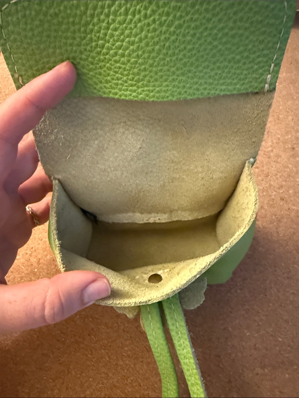 Portland Leather Flower Pouch - Picture 2 of 4